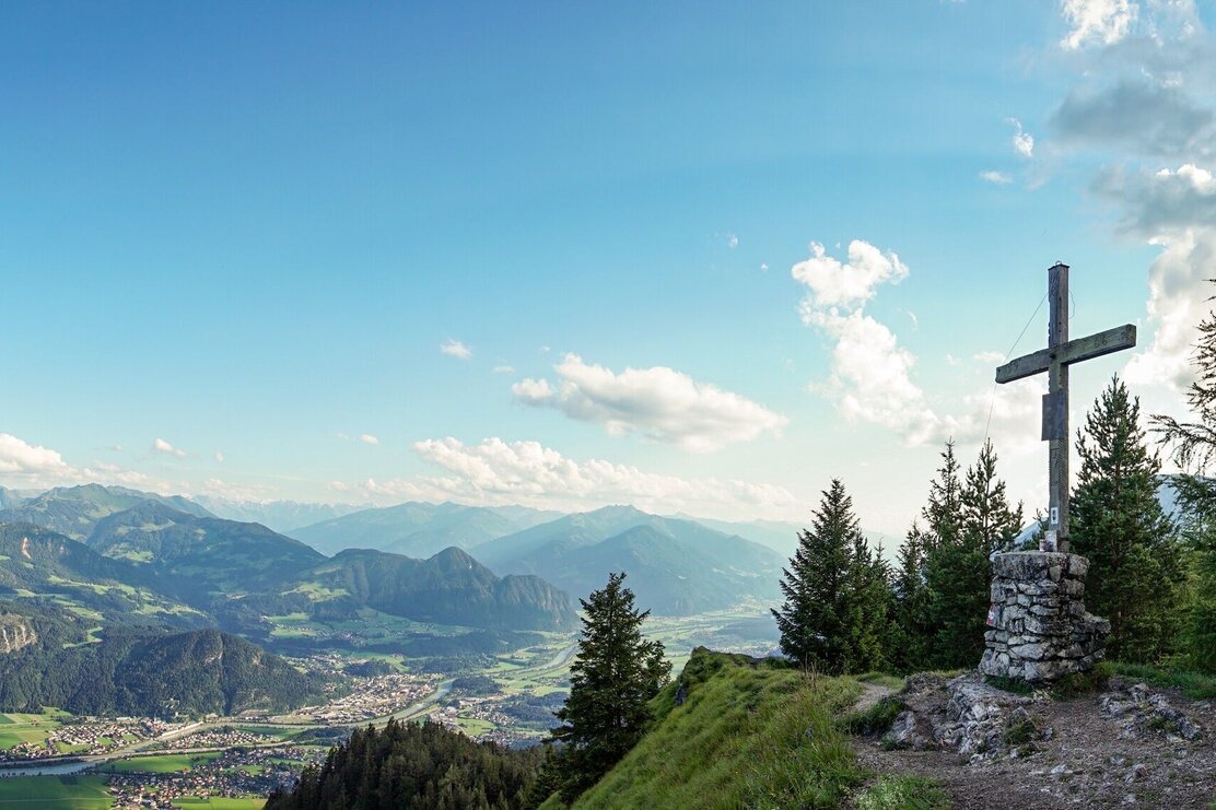 Gipfelkreuz Voldöpper Spitze | © Sandrine Stock